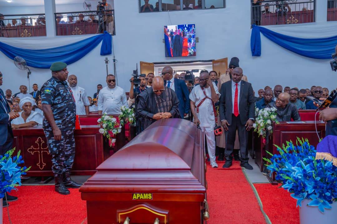 Late Senator Mpigi Served With Dignity And Devotion – Akpabio https://peesreporters.com/2026/04/11/l...