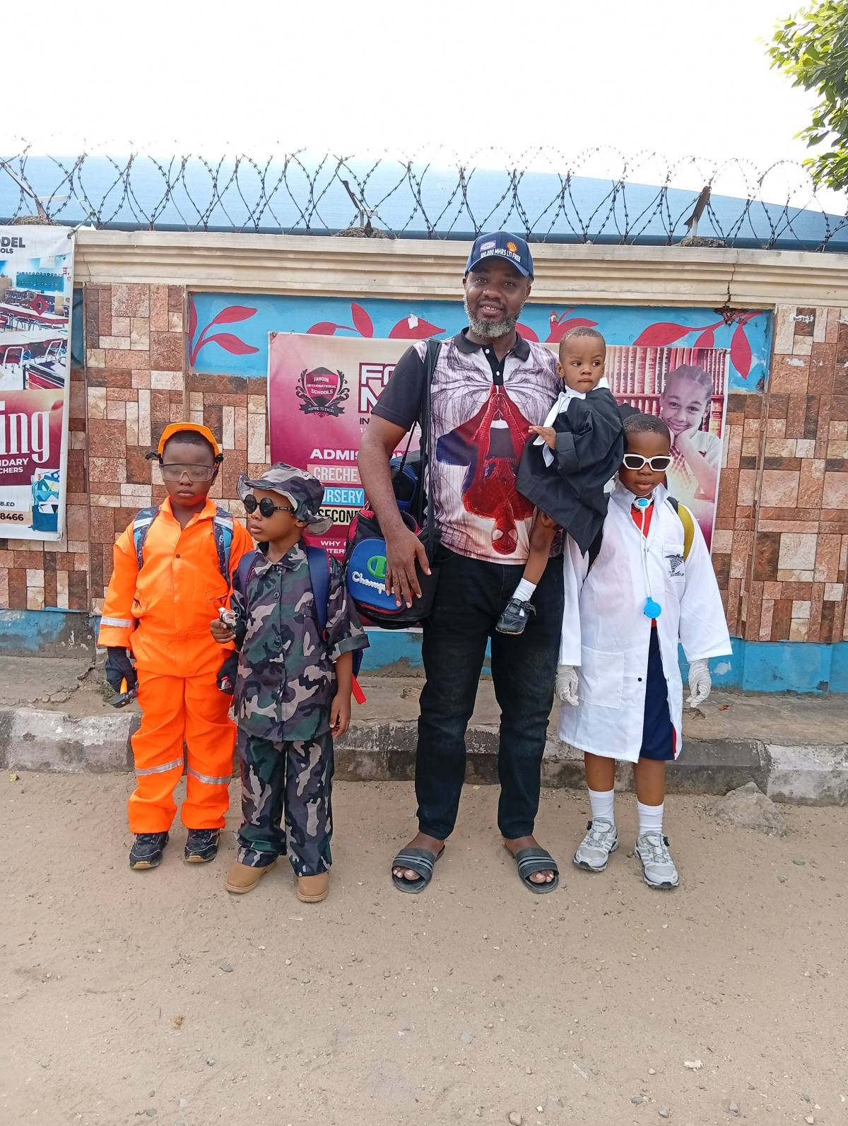 Oga Iyke (Eze Mmoo 💪) & his 4 Soldiers 💪