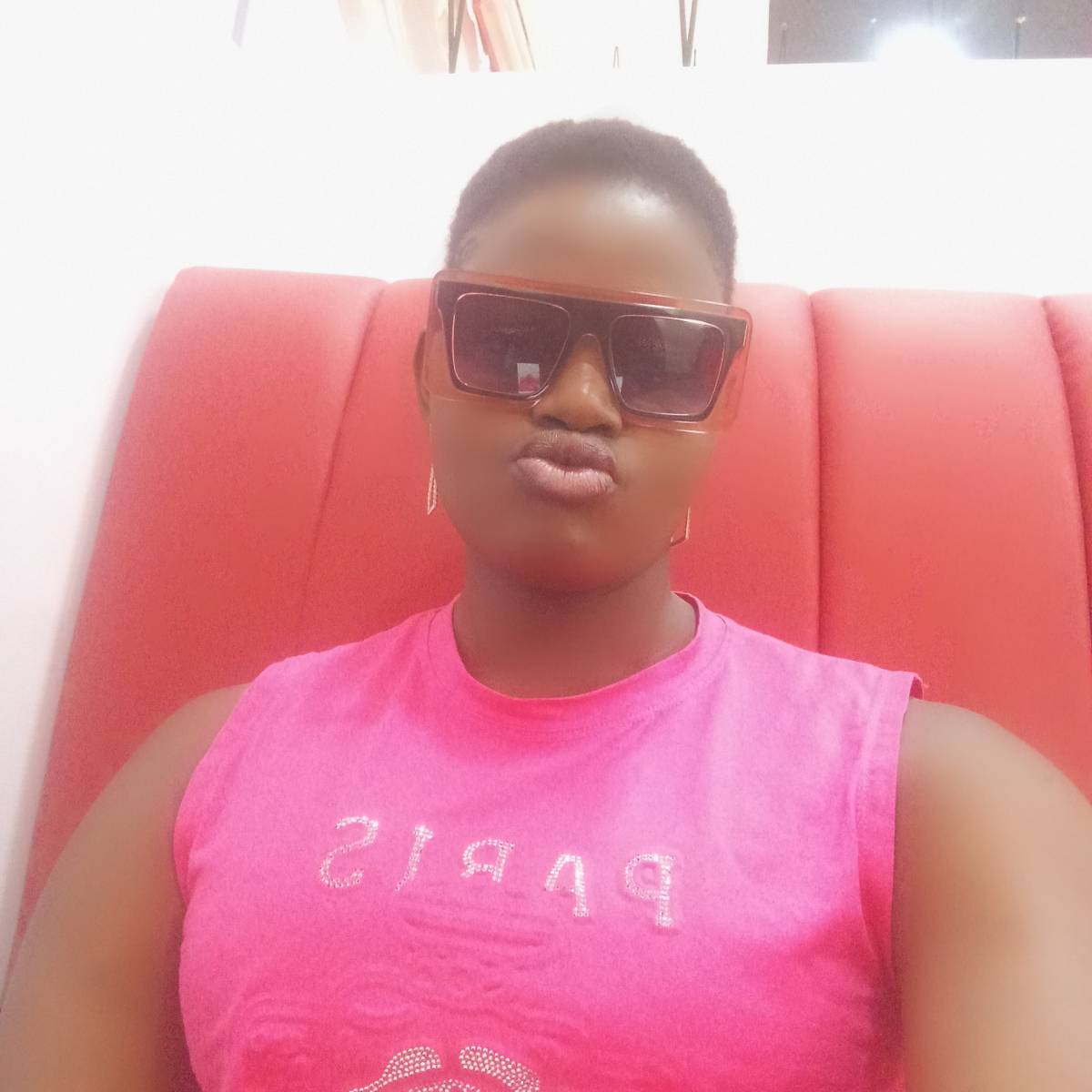 I got to know about this app today and I am very happy to be here, lekeelekee is very active