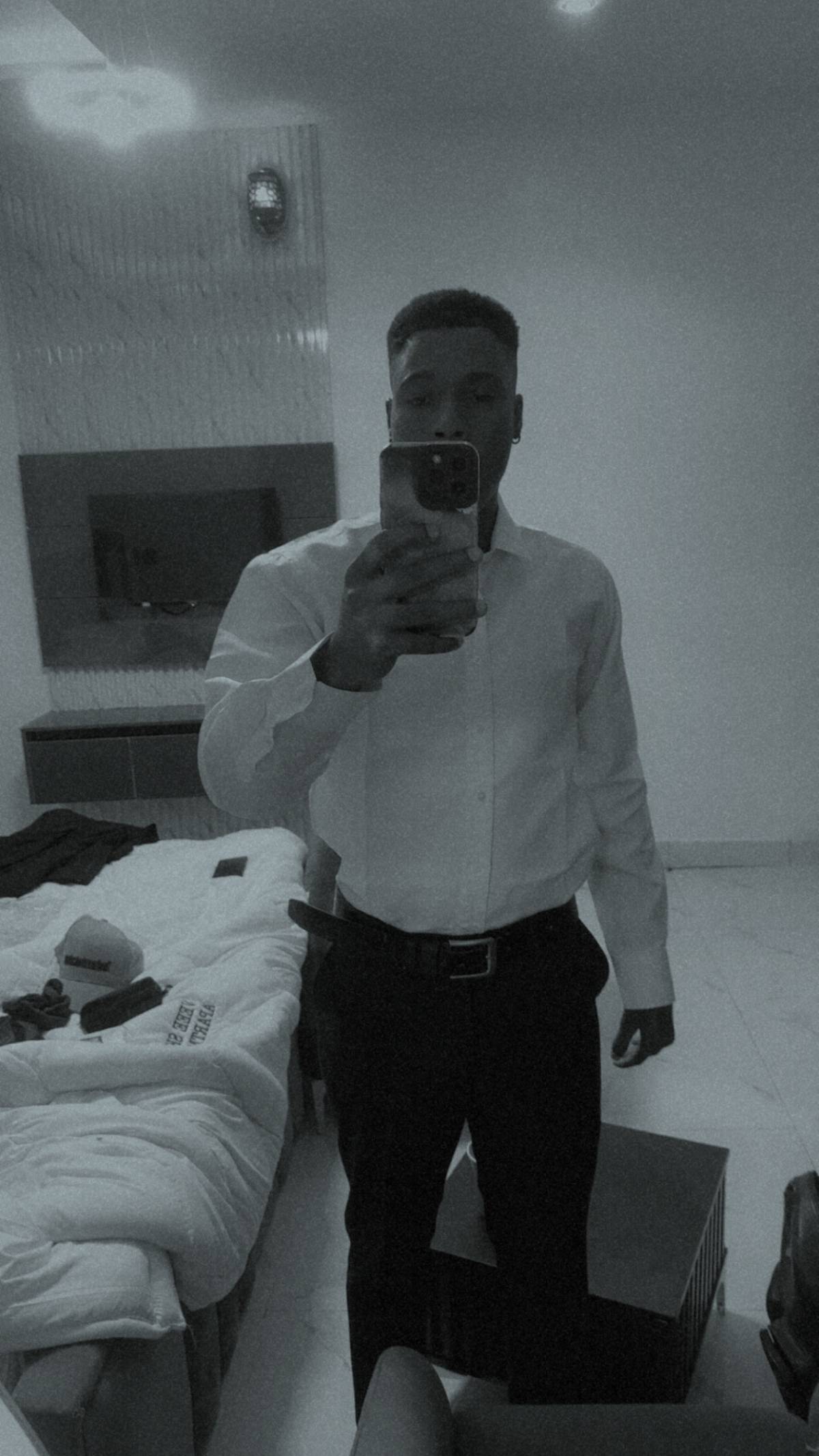 Follow me guys, I’m new here. @lekeelekee active ❤️