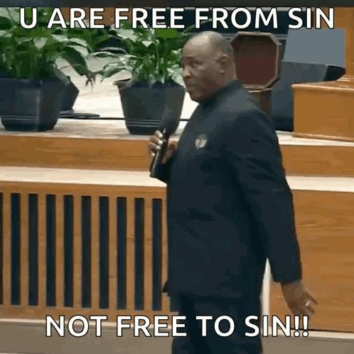 Pastor pikin na g@y keh😳. No be him say “train up a child in the way he should grow.” Omg 😳