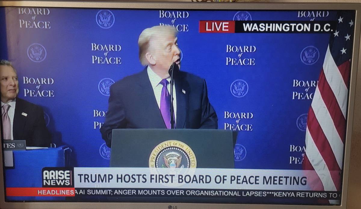 Trump live here on Arise
@arisenews @lekeelekee
Hit like ๐ and let follow each other here