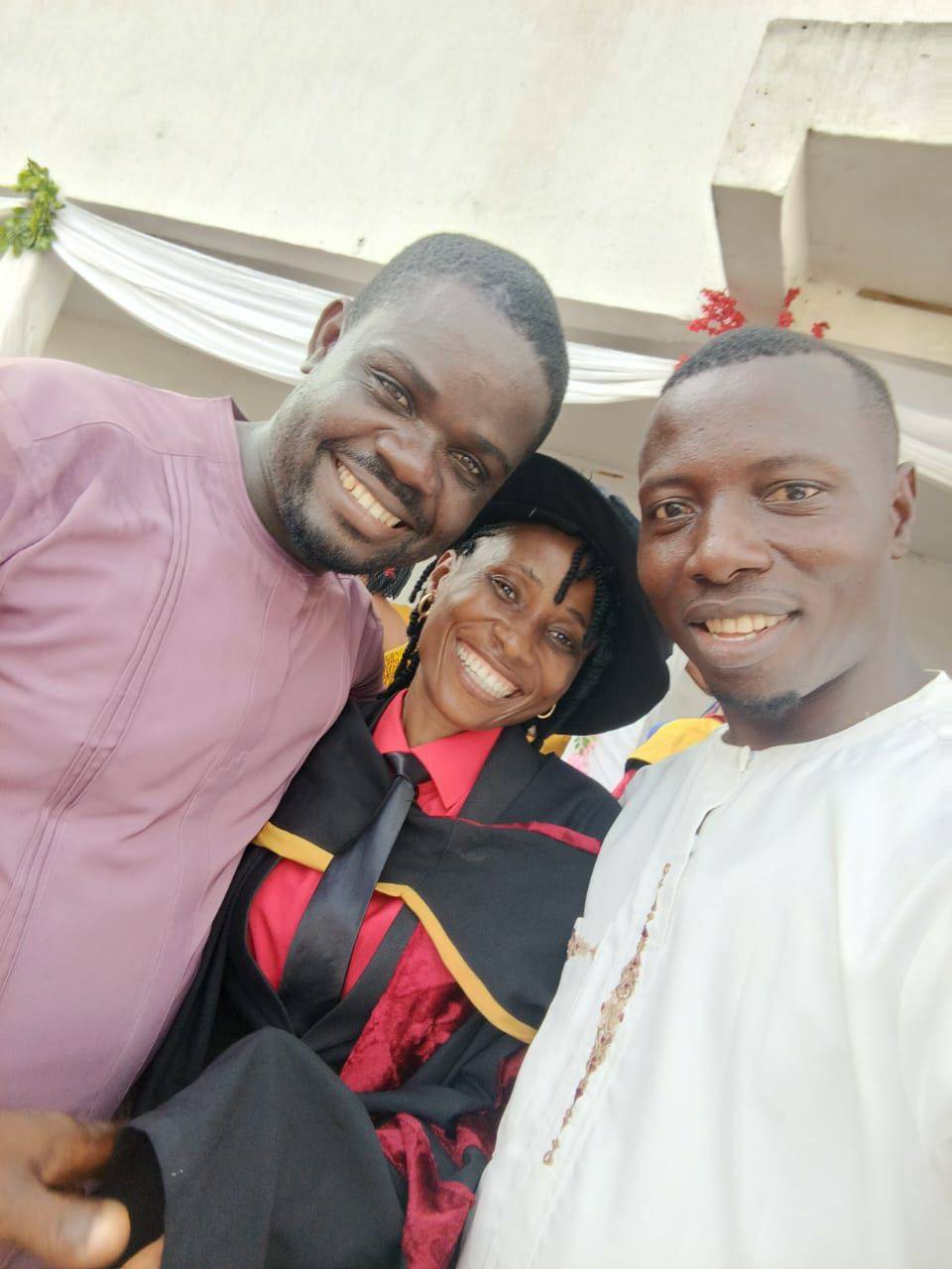 Lekeleeke to the world