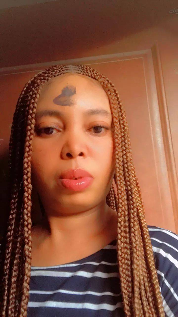 Hello everyone!
Am now on lekeelekee!
It's Ash Wednesday!
Sending you prayerful wishes for a blessed...