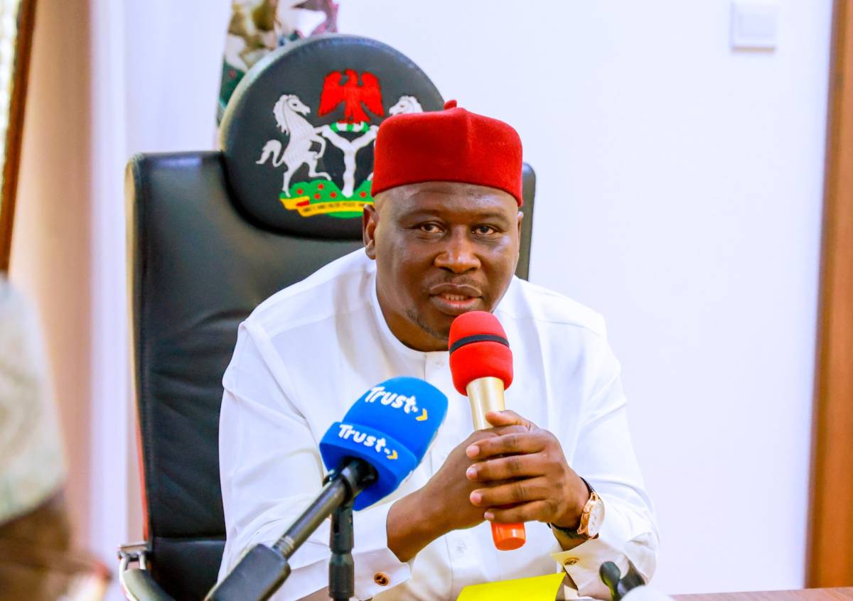 BREAKING: Adamawa Governor Fintiri Defects to APC
Adamawa State Governor Ahmadu Fintiri has reporte...