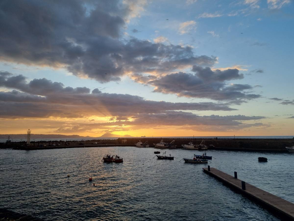This what the beauty of nature looks like in the city of Naples.