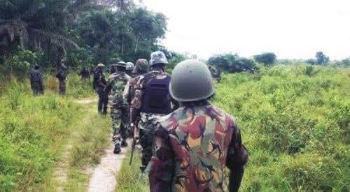 BREAKING: ๐ณ๐ฌ Troops, police foil church kidnapping in Ondo. Six worshippers abducted during vigil at...
