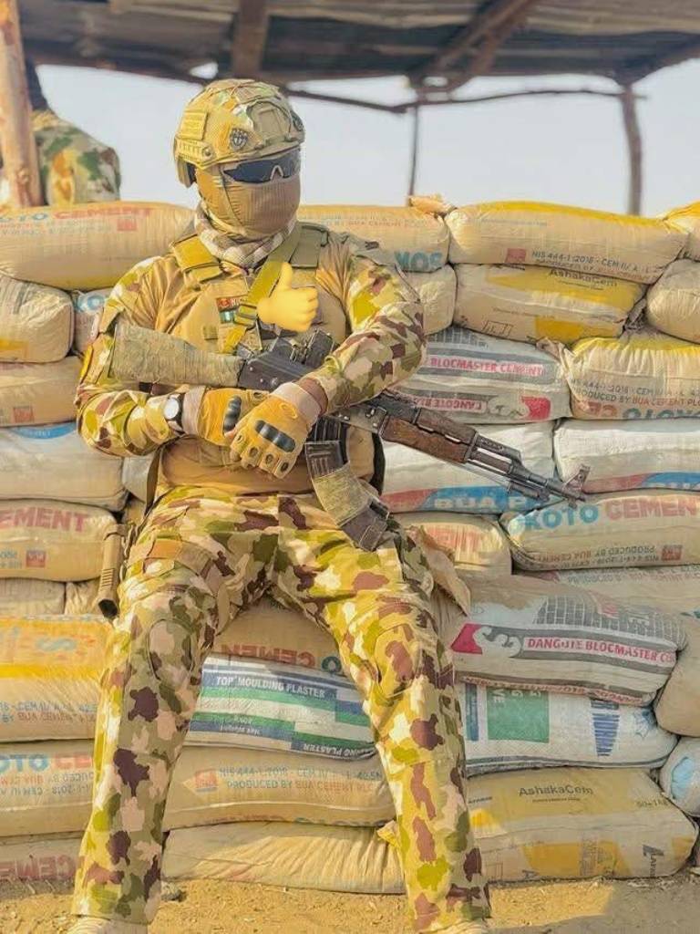🇳🇬☀️MORNING, SOLDIER
The sun didn't wait for your permission it rose. Just like you. Another day t...