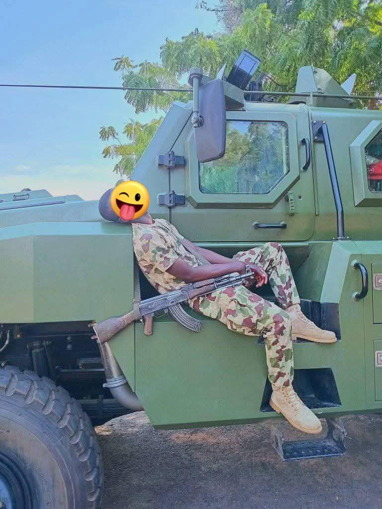 Sometimes even the most strongers need to rest.
#ThankASoldier
#ForGodAndCountryAlways