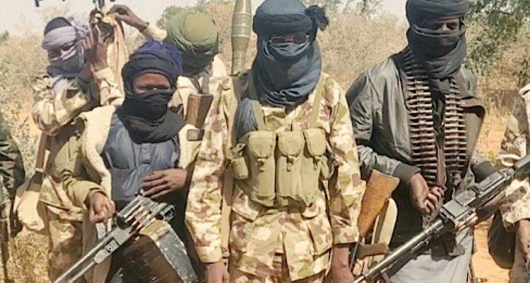 🇳🇬Troops of Operation Hadin Kai, with CJTF/hunters, repelled an ISWAP attack in Damasak, Borno, at a...