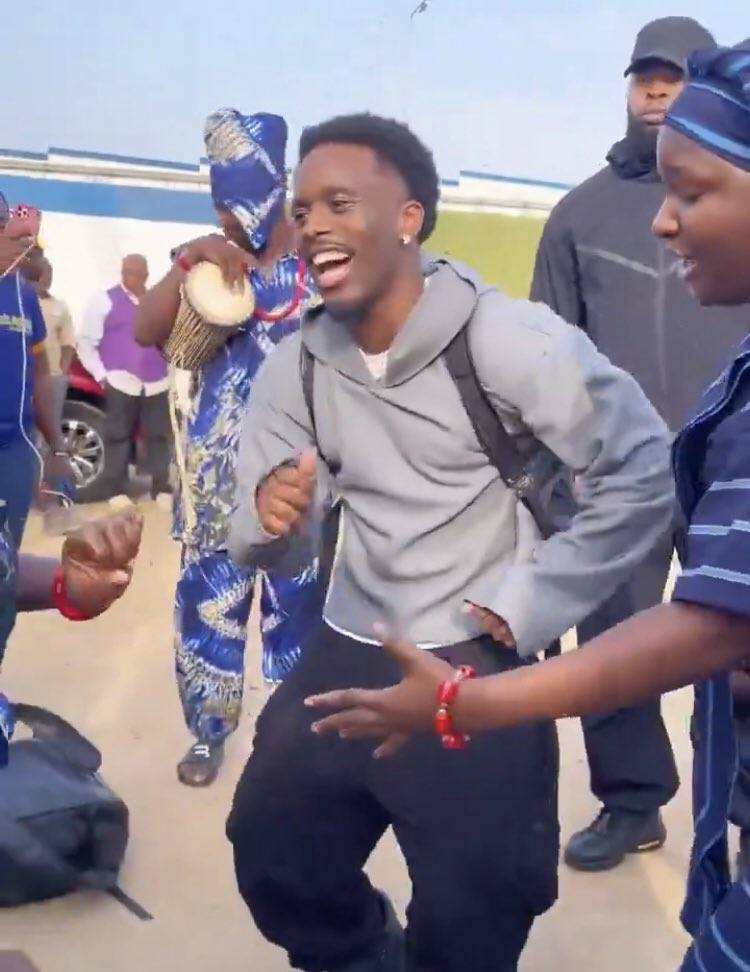 American streamer, Kai Cenat landed in Nigeria and about to visit the school he built for the less p...