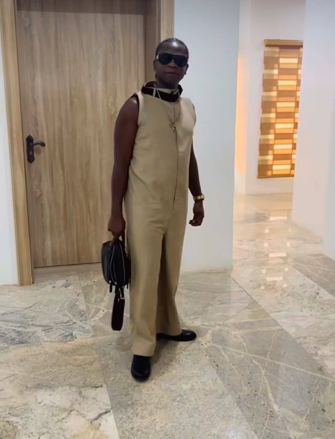 Nigerian rapper, Speed Darlington aka Akpi, aka Degenreren, debuts new fashion🔥🔥🔥🔥