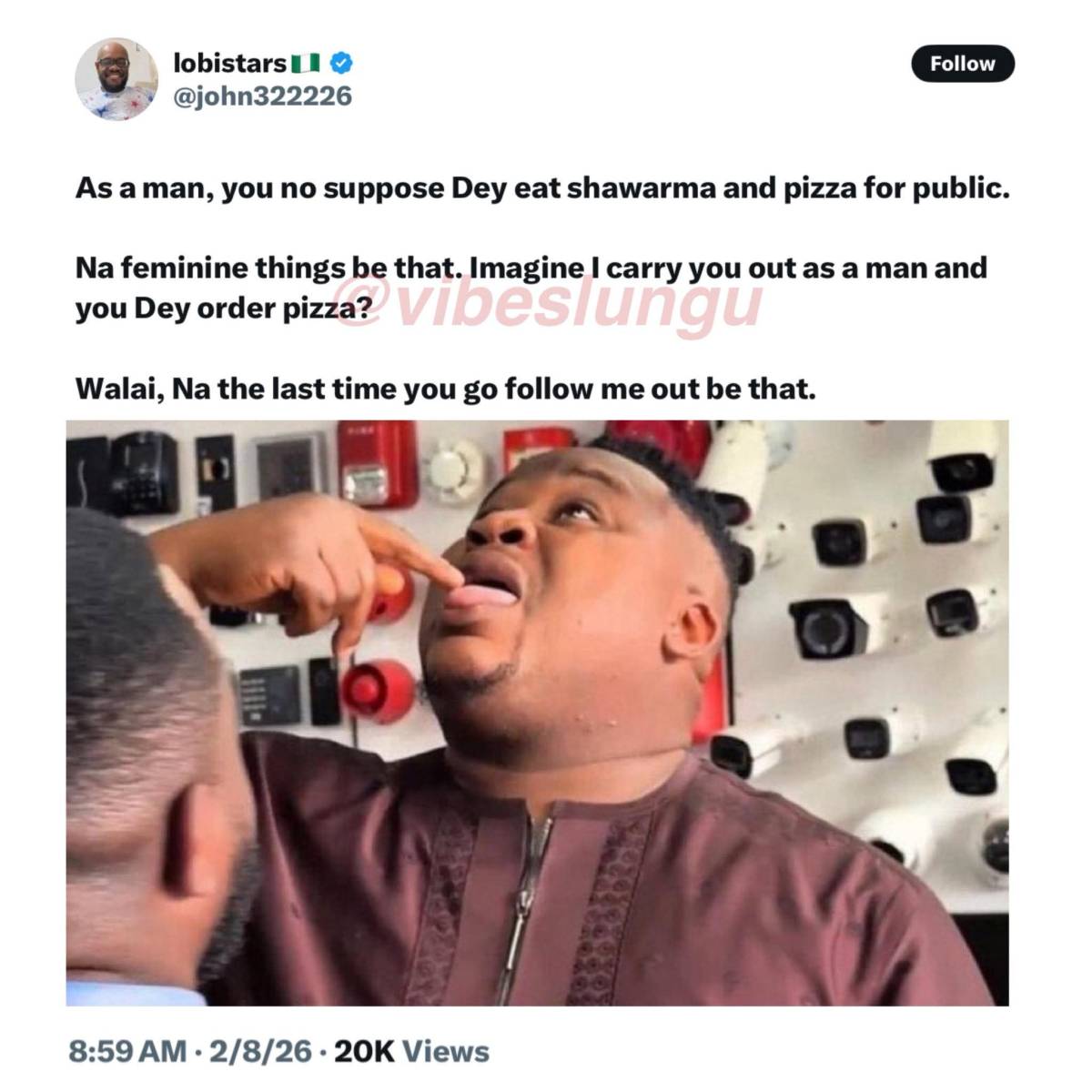 Pizza don turn gender issue now? ๐๐ญ
Men wey like shawarma don offend masculinity.
Internet no dey...