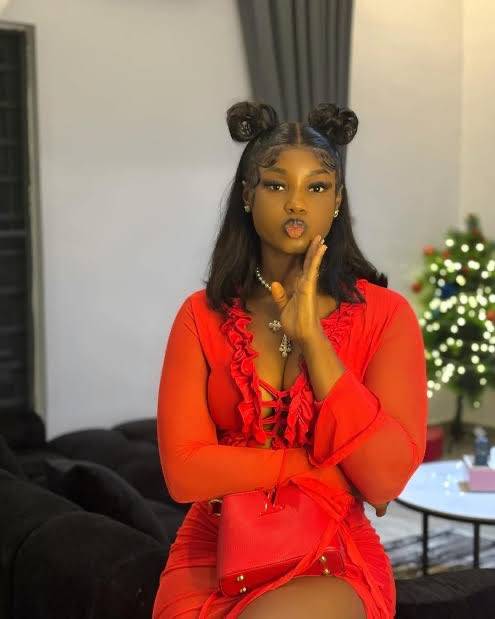 The team of King Mitchy on Instagram just announced that she has passed away. ๐๏ธ
This is truly heart...