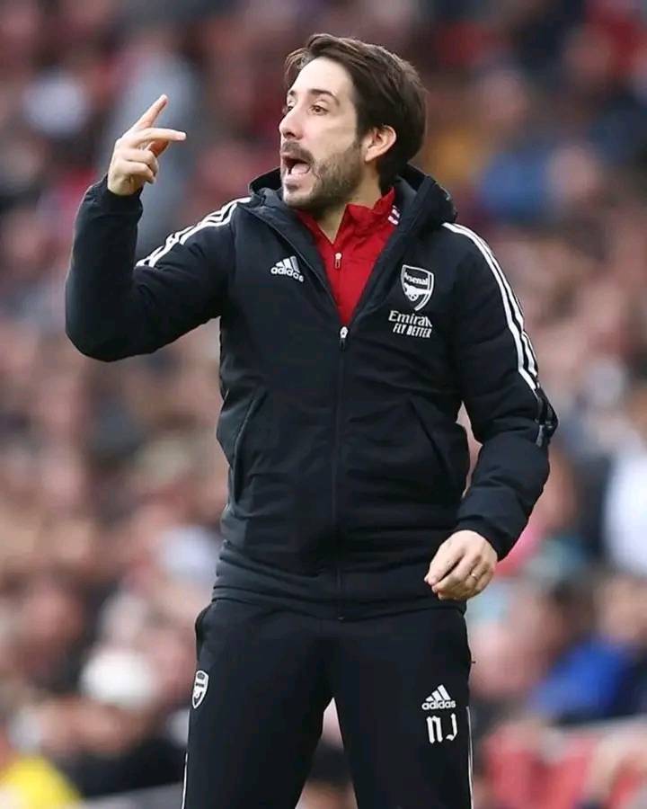 π¨ ππππππ: Arsenal set-piece coach Nicolas Joverβs contract with the club contains πππππ ππππππ for...