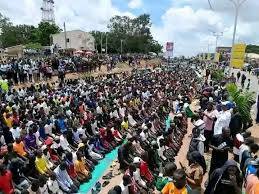 Christians Urged to Stay Vigilant After Deadly Jos Attack as Security Concerns Rise
source- https:...