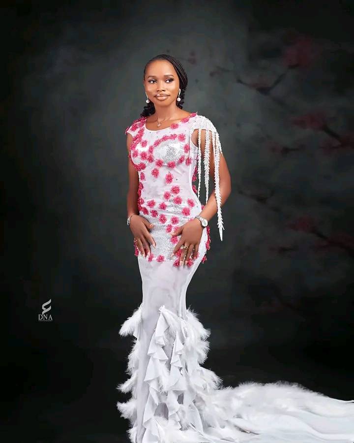 @lekeelekee family, join me to Celebrate one of my Blood who marks Her Birthday today.