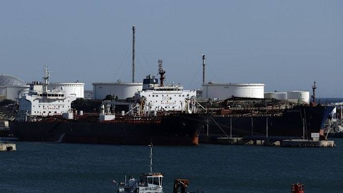 ❕ FT: Iran faces halt to oil production within weeks if US blockade succeeds
Tehran has a maximum...
