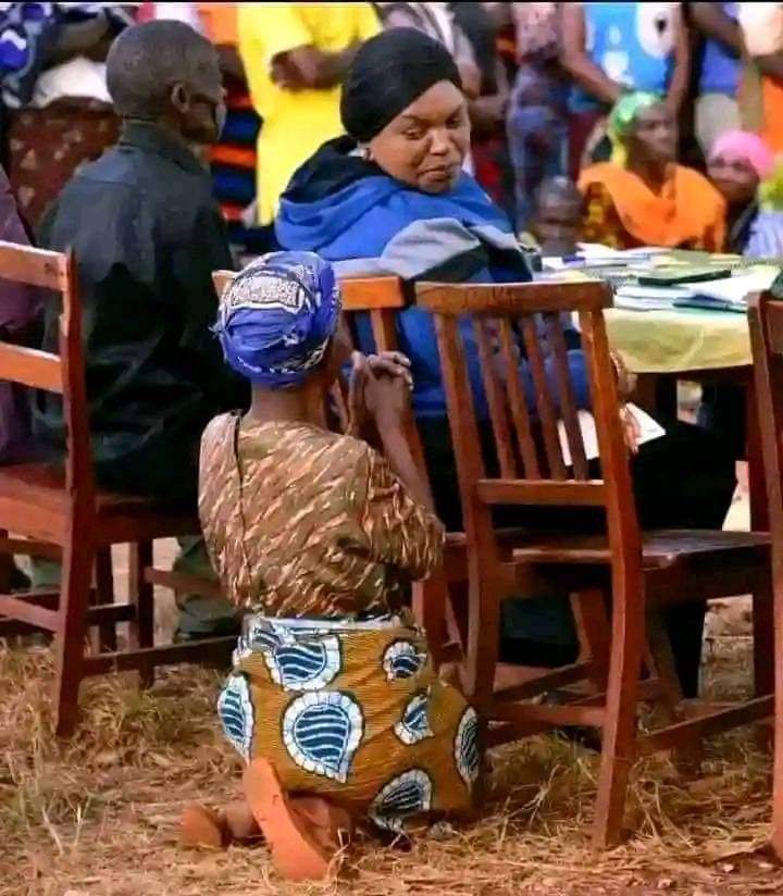 Good morning guz...
This is what some of our mothers go through just to put food on the table for th...
