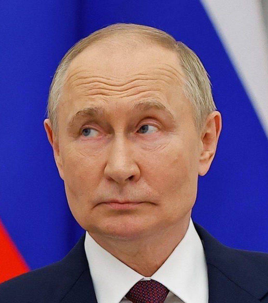 JUST IN: ๐บ๐ธ๐ท๐บ Treasury Secretary Bessent says the US may lift sanctions on Russian oil.
#news #oil๐ข...
