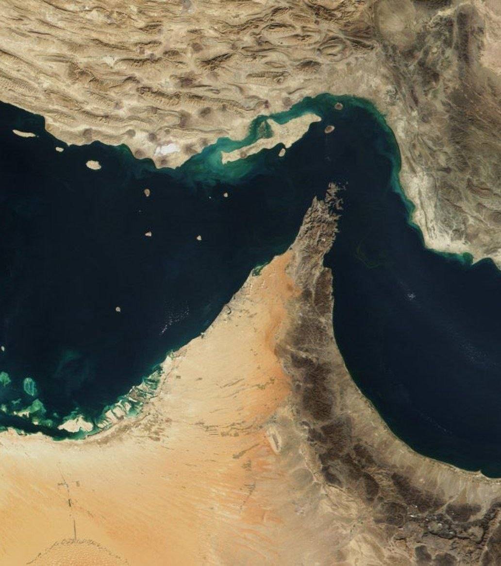 🔷 Iran begins charging ships up to $2,000,000 for safe passage through the Strait of Hormuz, Bloomb...