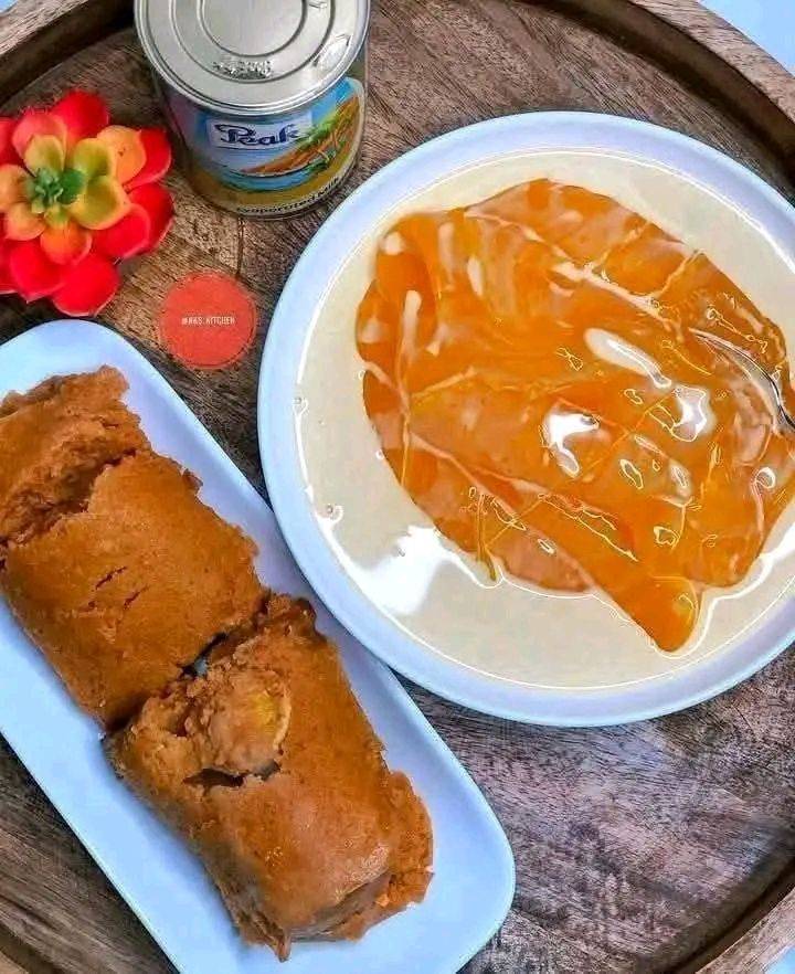 Breakfast is served ❤️
If your watching your weight remember portion control is the key not starvin...