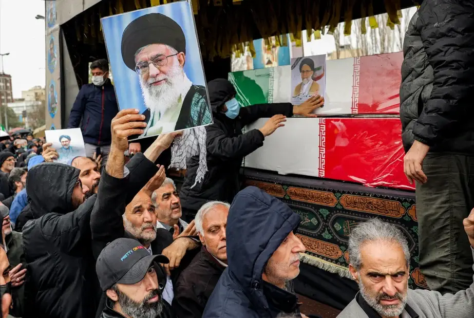 Iranian leaders killed in Israeli-US war
https://punchng.com/iranian-leaders-killed-in-israeli-us-w...