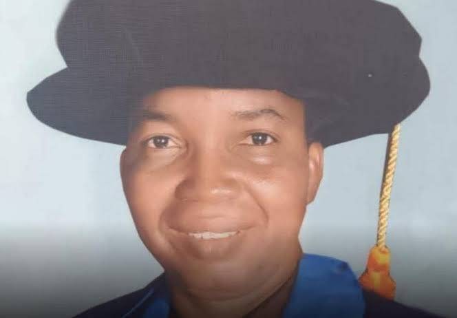 54 years old Nassarawa lecturer di€s at 25 years old female student hostel in Minna, she was arreste...