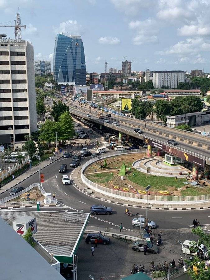 I know Lagos, I'm from Lagos. Where's this?.