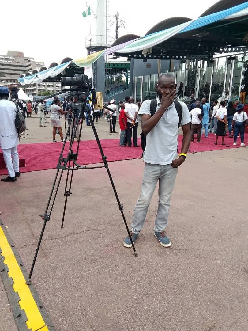 Living in the narrative space FREELANCE VIDEO JOURNALIST, PROFESSIONAL CAMERAMAN, PRODUCER-DIRECTOR...