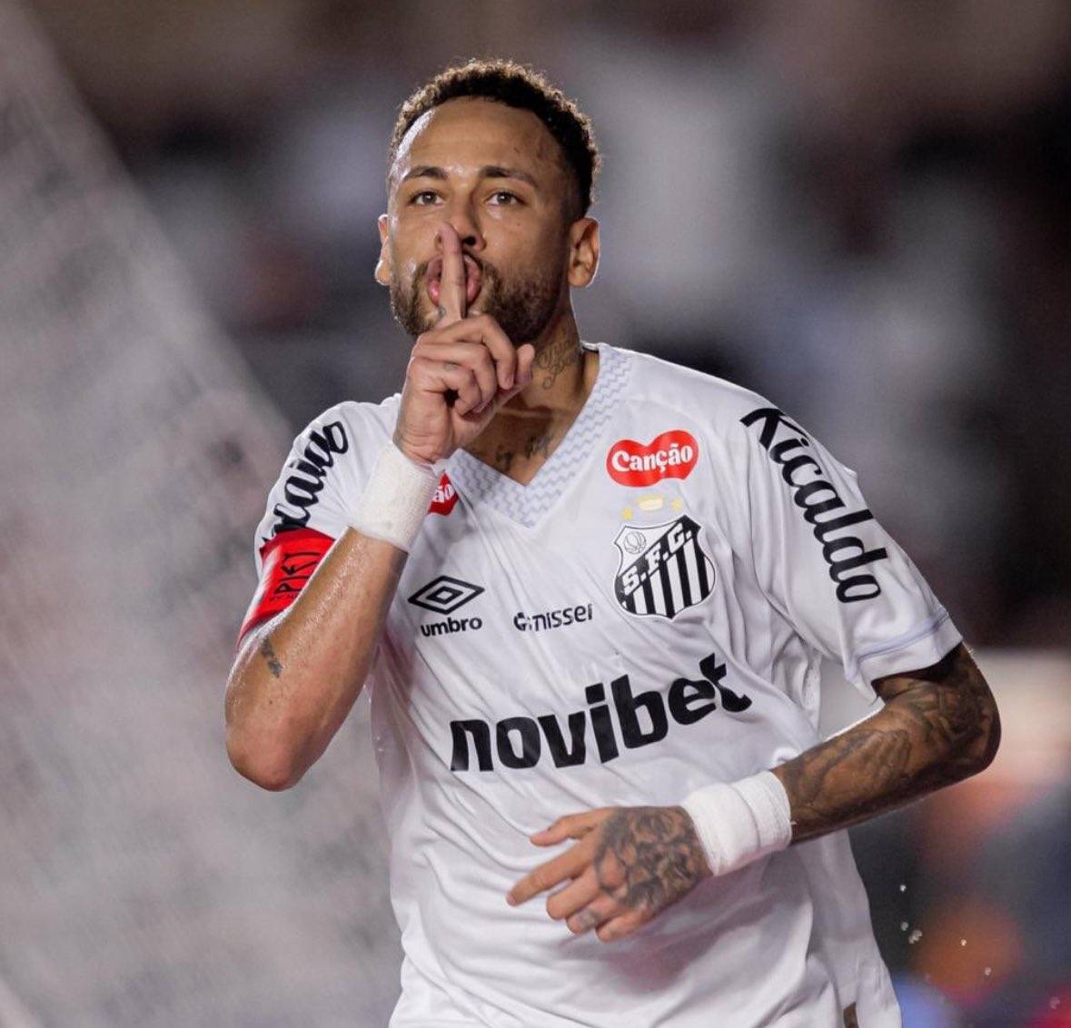 🚨 Neymar: “Last week, they said I was the worst player in the world! Football is like that… one day...