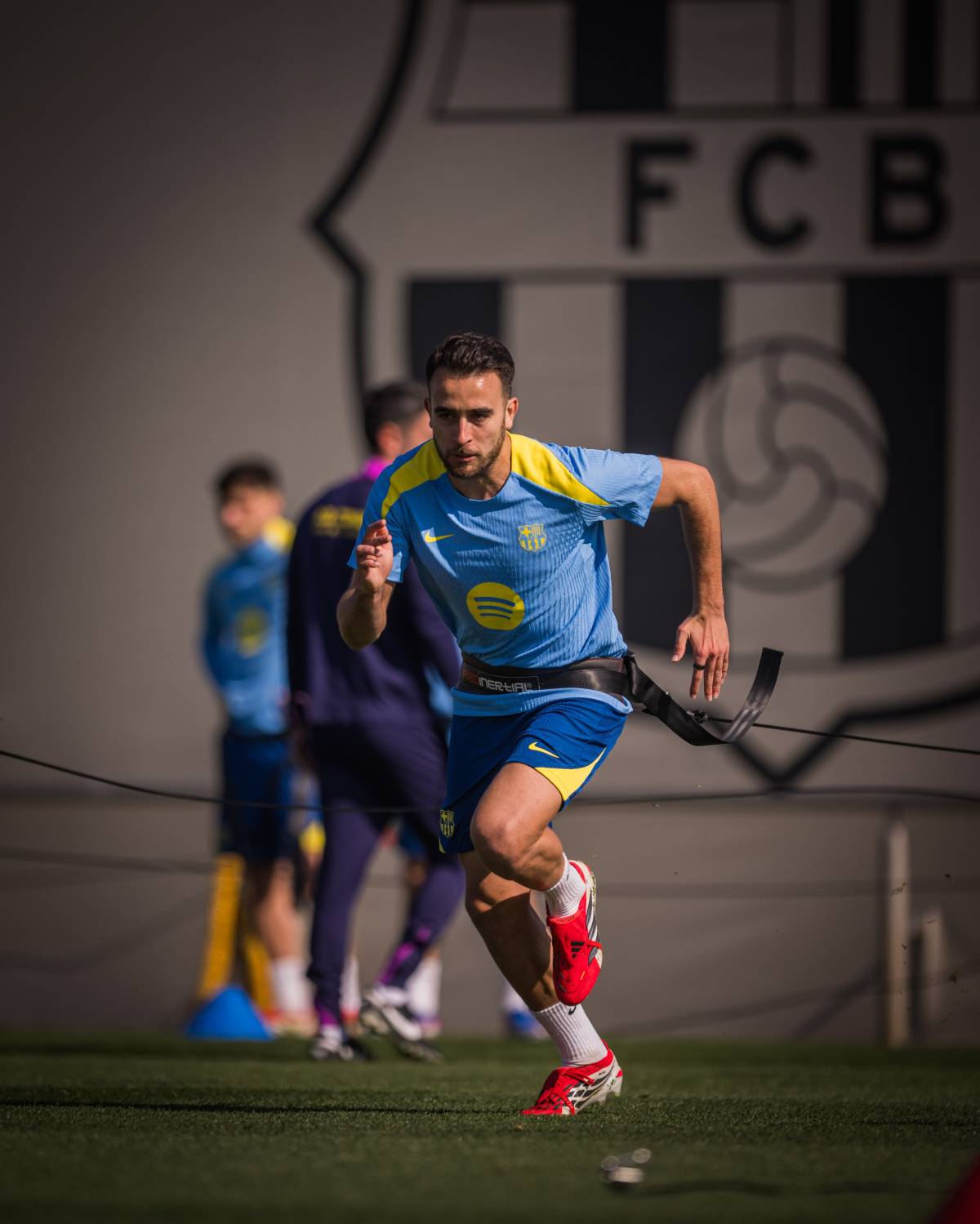We train the way we play 💙❤️⚽