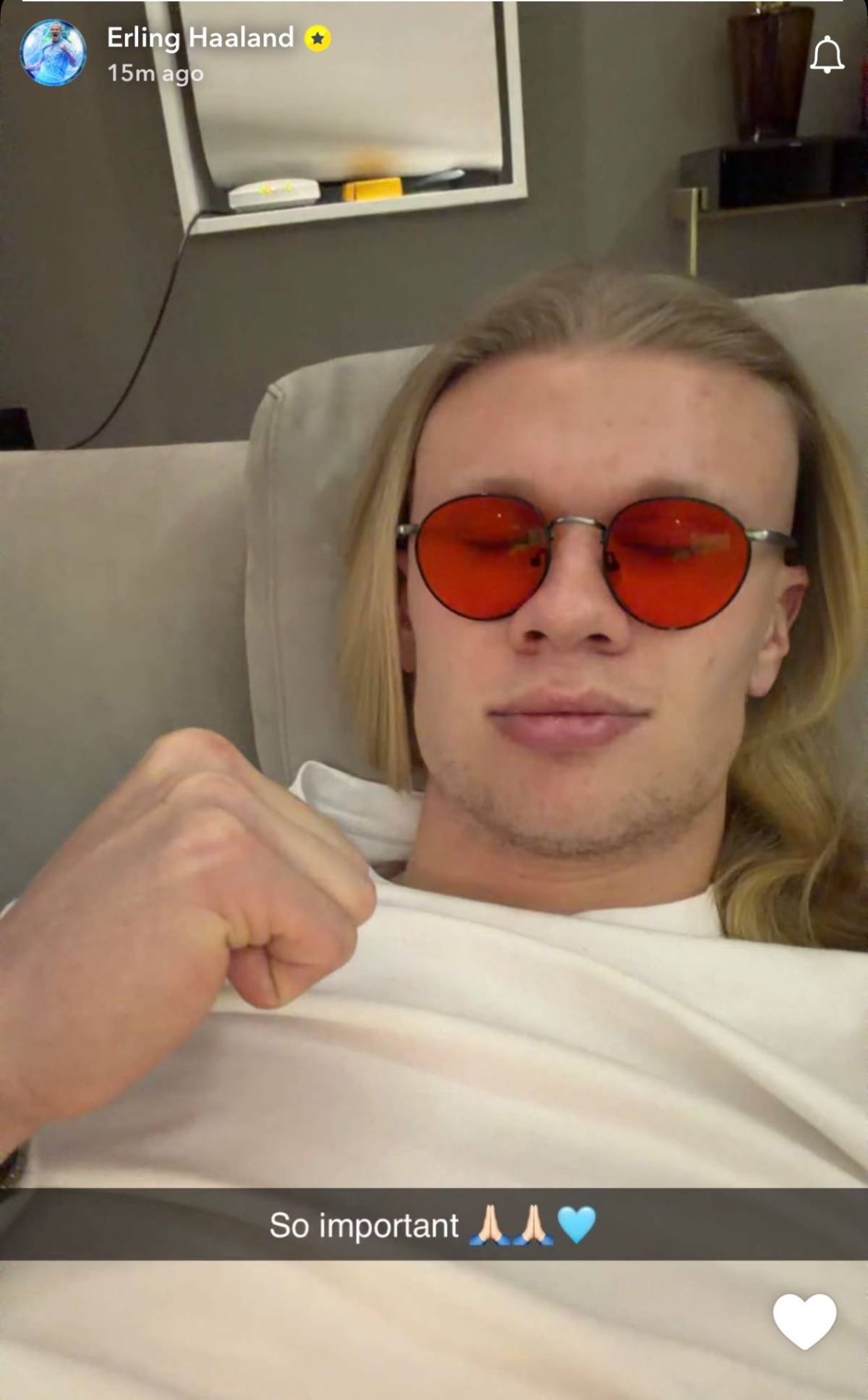 ๐๐ฒ Erling Haaland celebrates Man City win as he hopes to be back by next week.