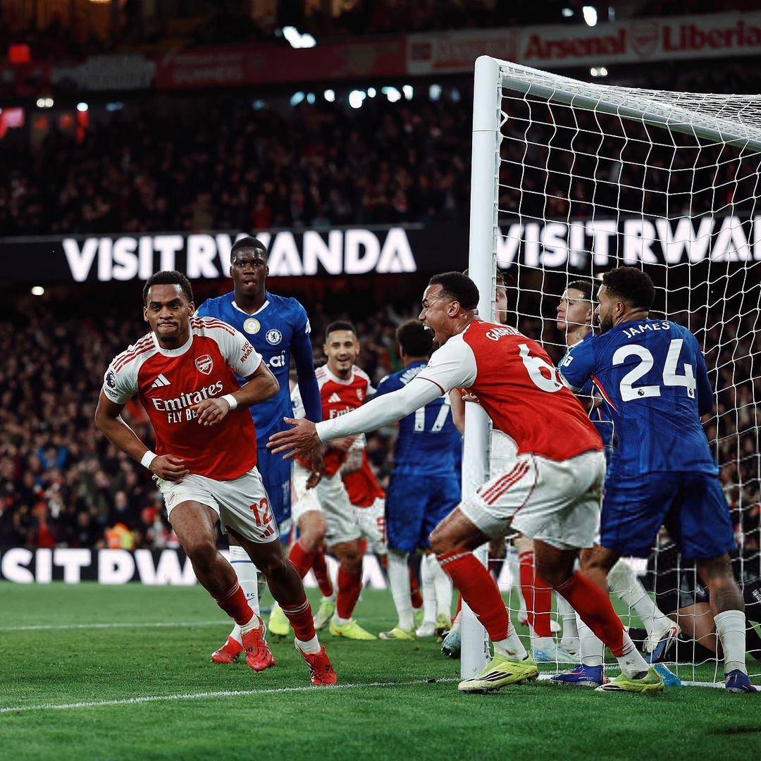 🚨 𝗗𝗜𝗗 𝗬𝗢𝗨 𝗞𝗡𝗢𝗪: The last time Arsenal beat Chelsea 3 times in the same season, they won the league...