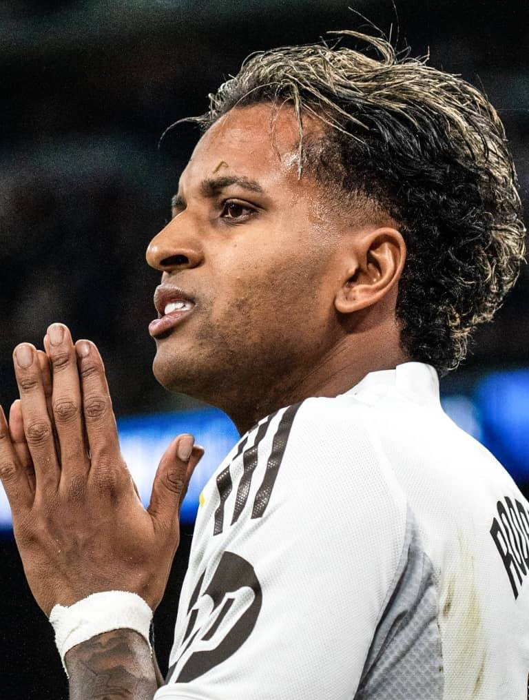 ππππππππ: Rodrygo has reportedly torn his ACL and will be out for at least π ππππππ, per Marca.
No...