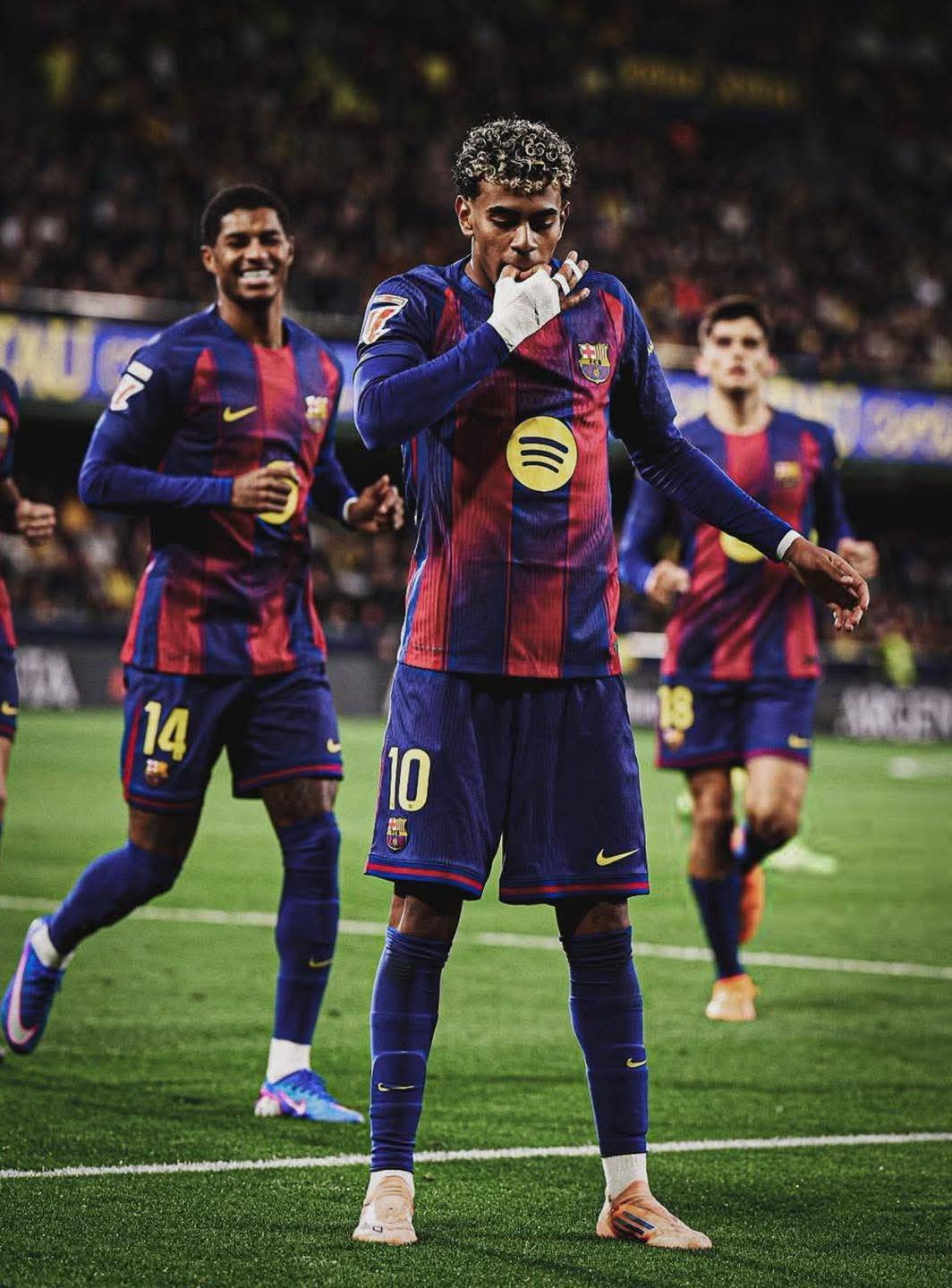 ๐๐ Lamine Yamal for CLUB AND COUNTRY this season:
๐๏ธ 37 GAMES
โฝ๏ธ 18 GOALS
๐
ฐ๏ธ 17 ASSISTS
๐จ๐ง๐ฅ๐ฒ ๐๐...