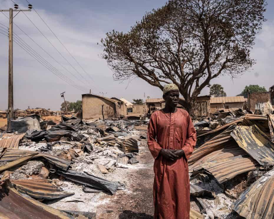This is the community of Kwara, where a group of people gave messages, notices of their coming, befo...