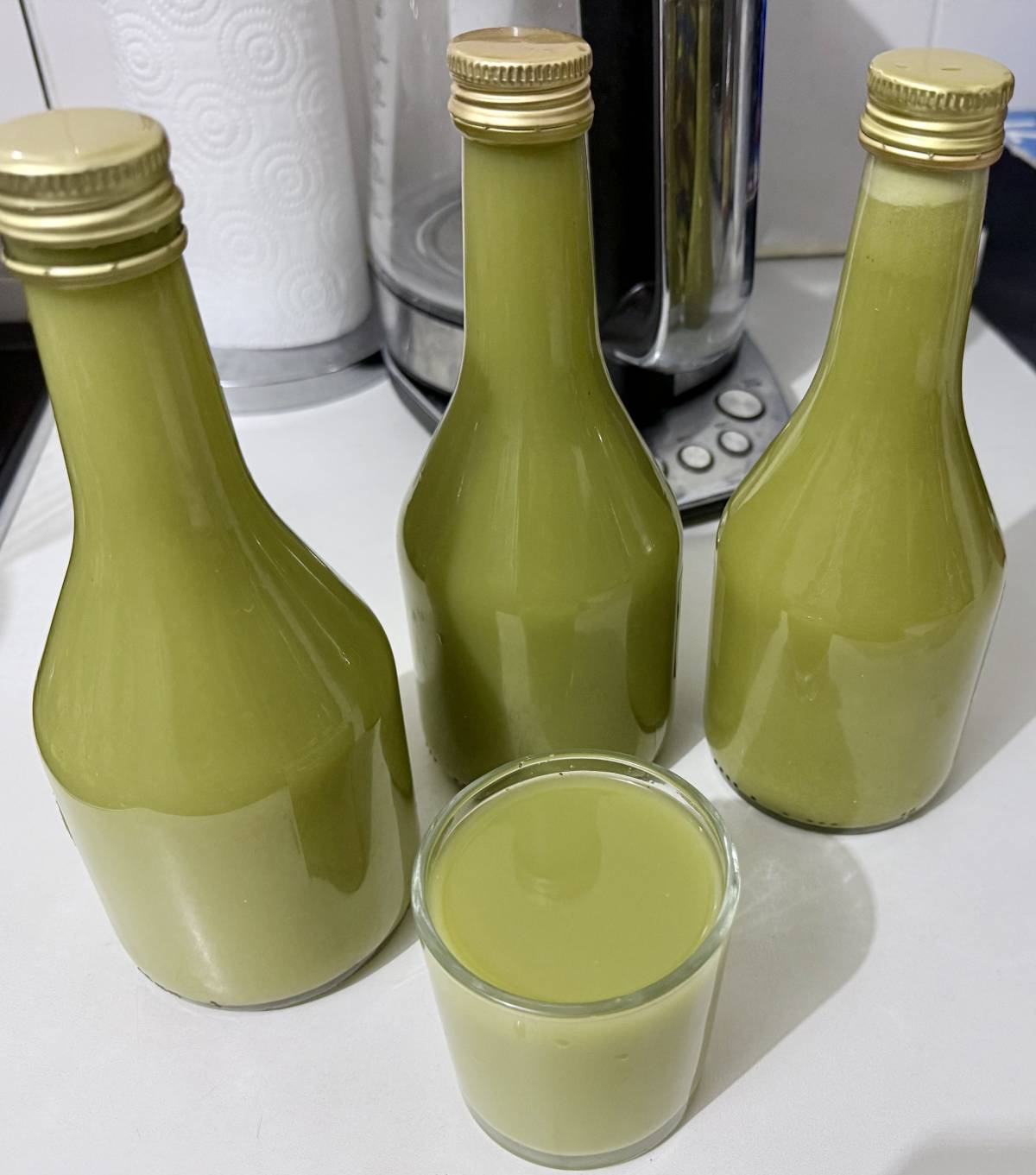Detoxing and improving oxygen level in the blood.. #healthylifestyle🥂