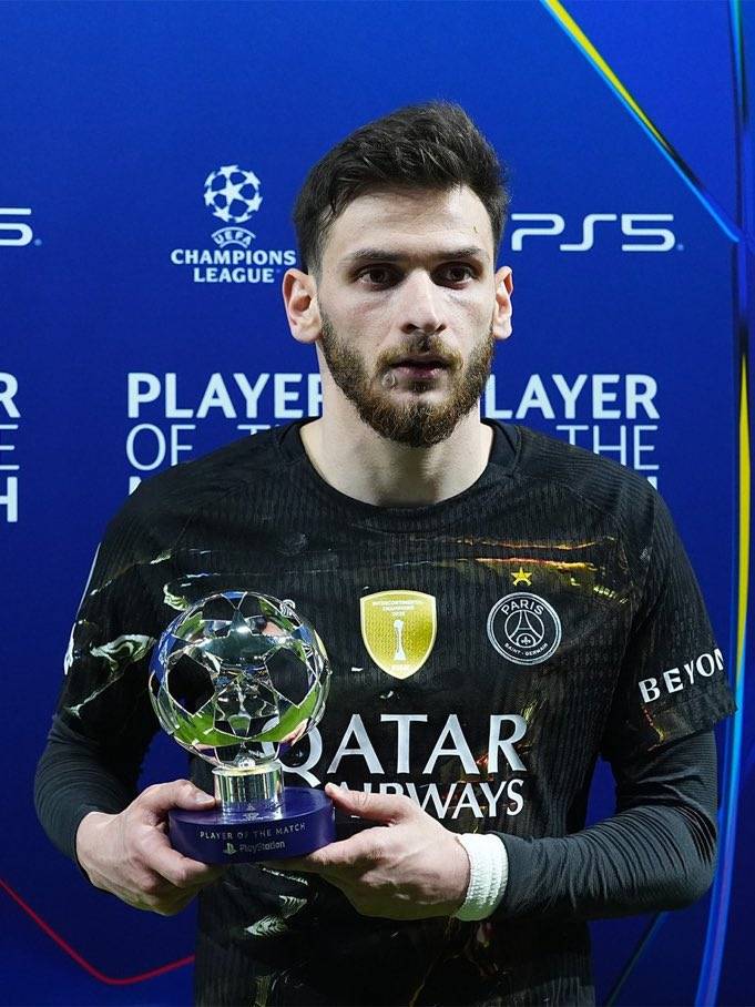 Khvicha Kvaratskhelia was named #UEFA "Man of the Match" for Paris Saint Germain vs #Chelsea, game i...