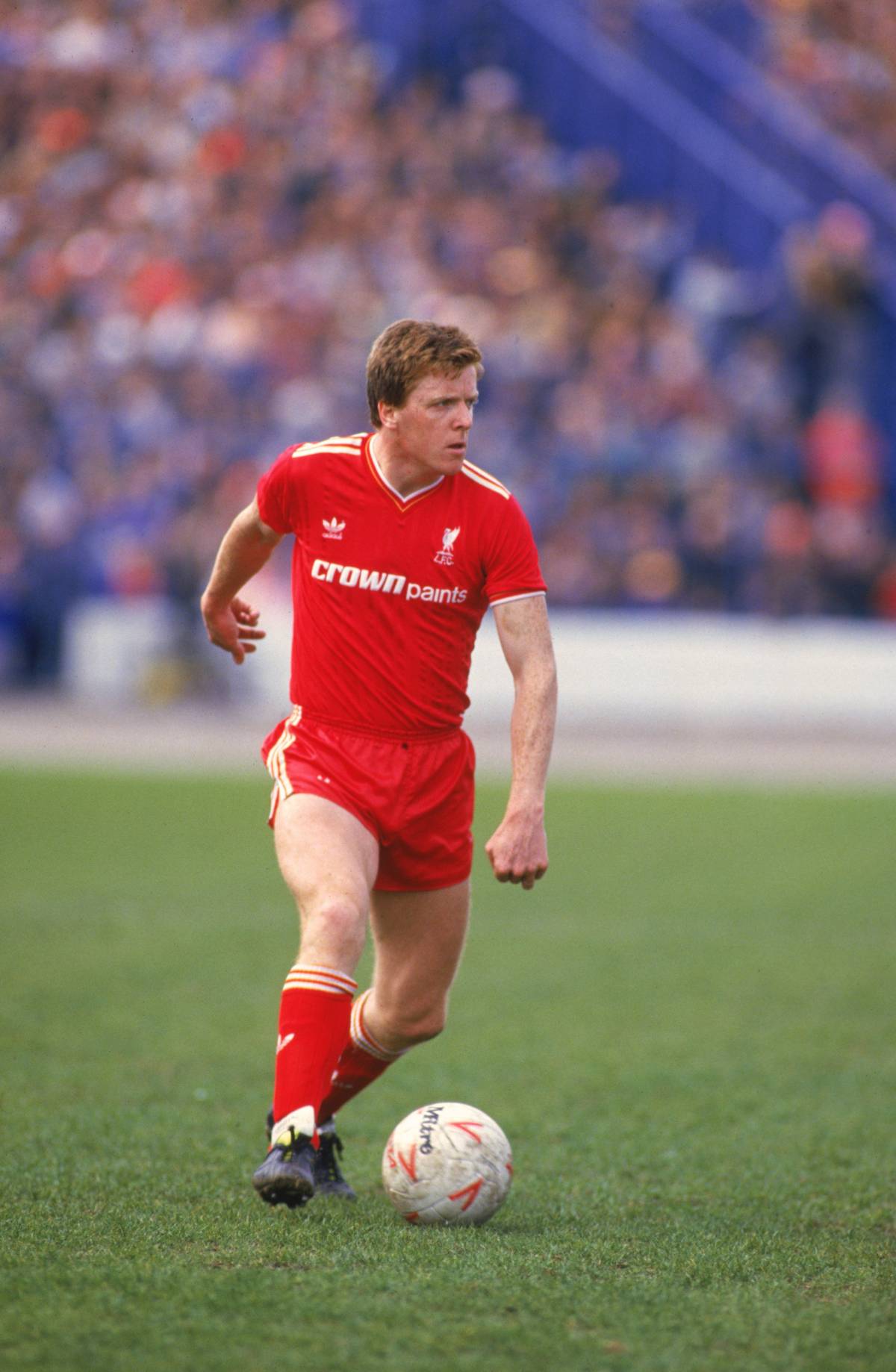 #Liverpool legend Steve Nicol warns about the risk the team faces playing against Nigerian superstar...