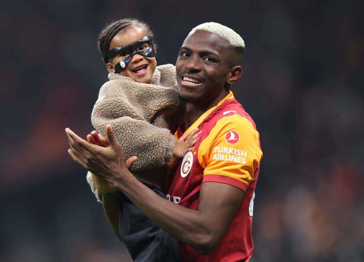 🇳🇬 Victor Osimhen: “When you join #Galatasaray the way they treat players is completely different th...