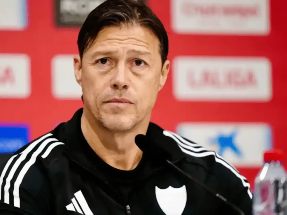 #Sevilla fired their coach.
”Matías Almeyda has been relieved of his duties as Sevilla FC first-tea...