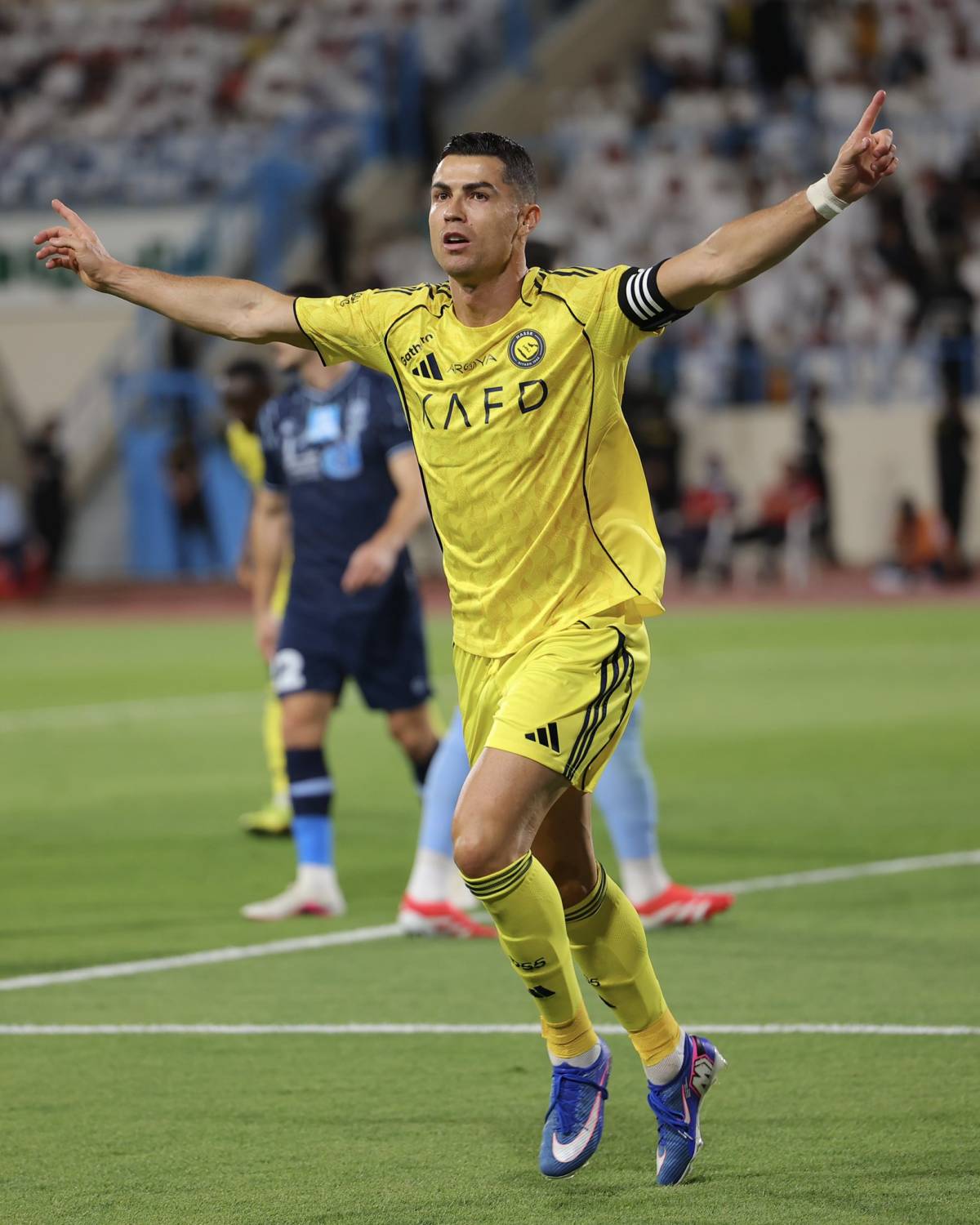 Cristiano Ronaldo reached 968 career goals β½π₯
π Full-time: Al Okhdood 0 - 2 π₯Al Nassr
Al Nassr...
