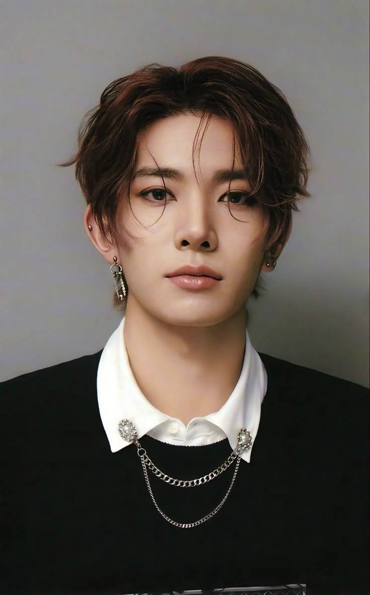 ENHYPEN’s member Heeseung will be parting ways with the group and debuting as a solo artist.
The gr...