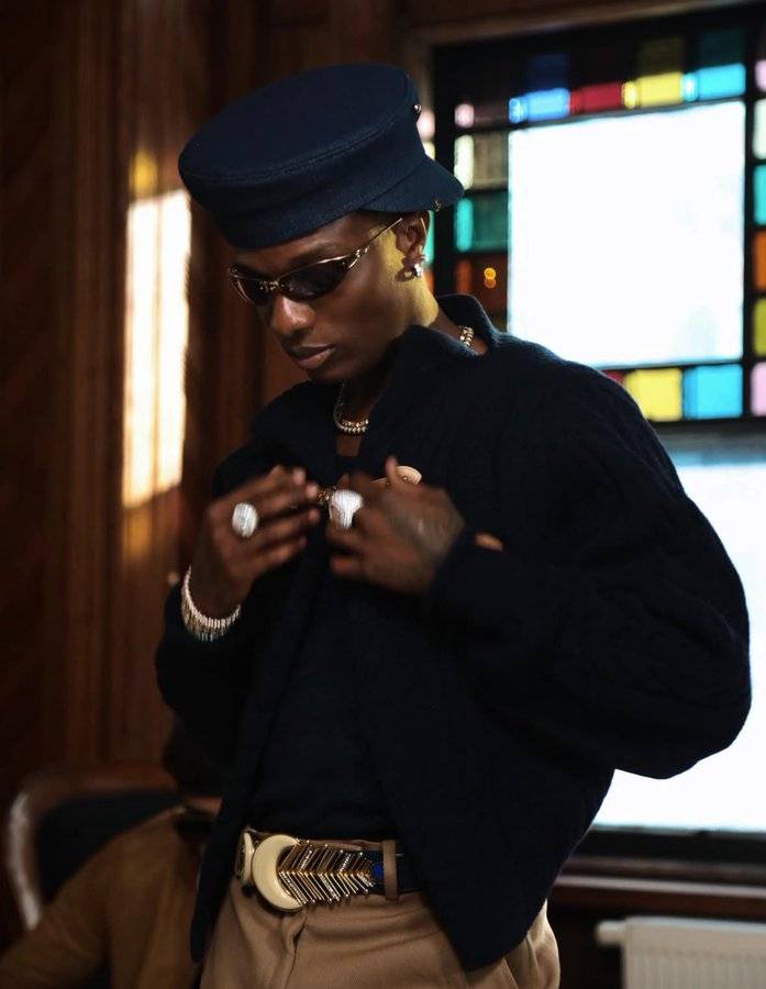 Superstar #Wizkid won "Best African Music Act" at the #MOBOAwards 2026 ๐.
He extended his record...