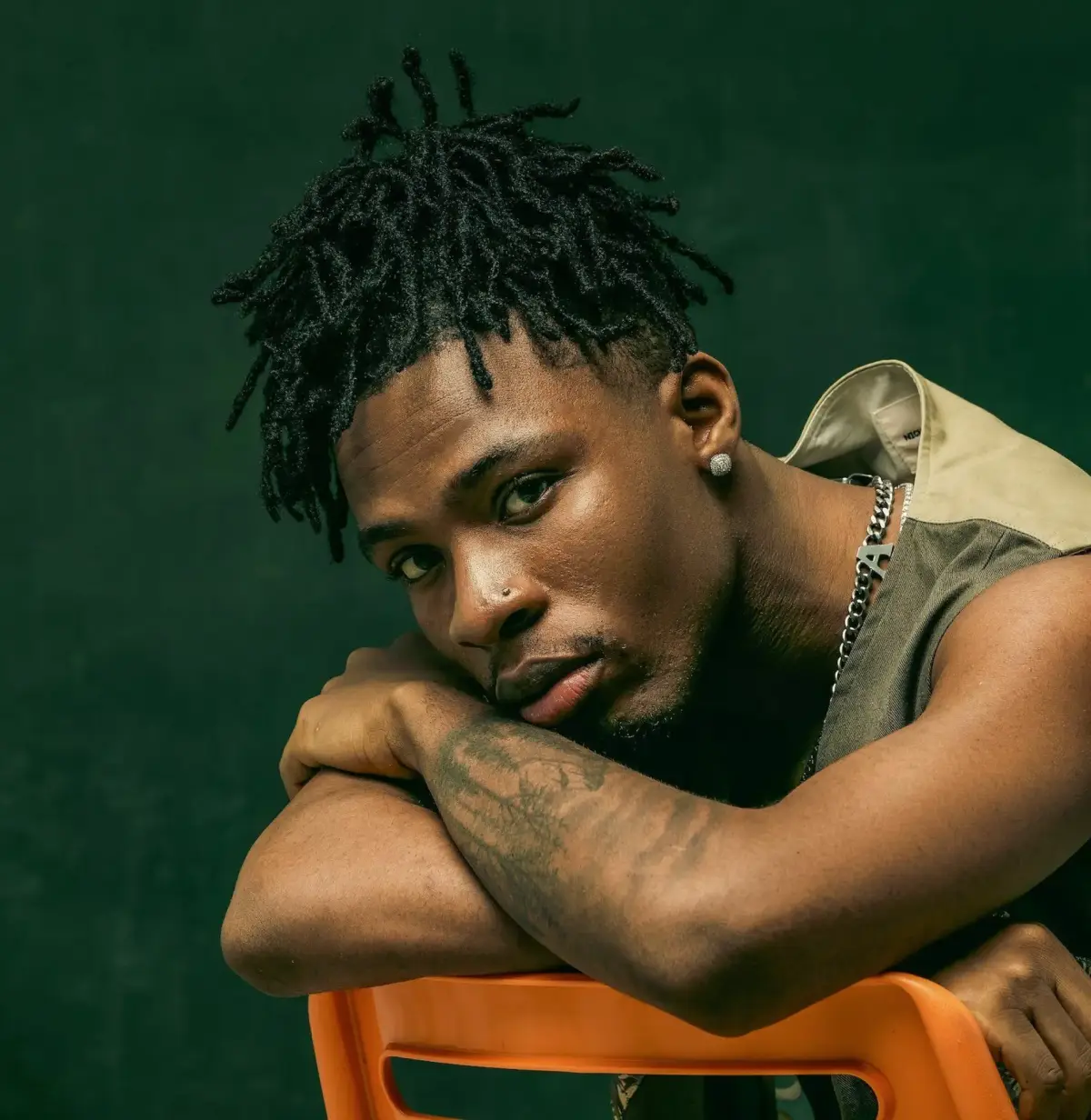 Nigerian star #Joeboy took centre stage on the Easter edition of 'African Voices', the magazine prog...
