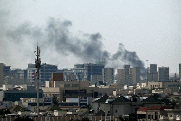 Hamas urges Iran to halt attacks on Gulf, slams aggression on Tehran!
The Palestinian group Hamas h...