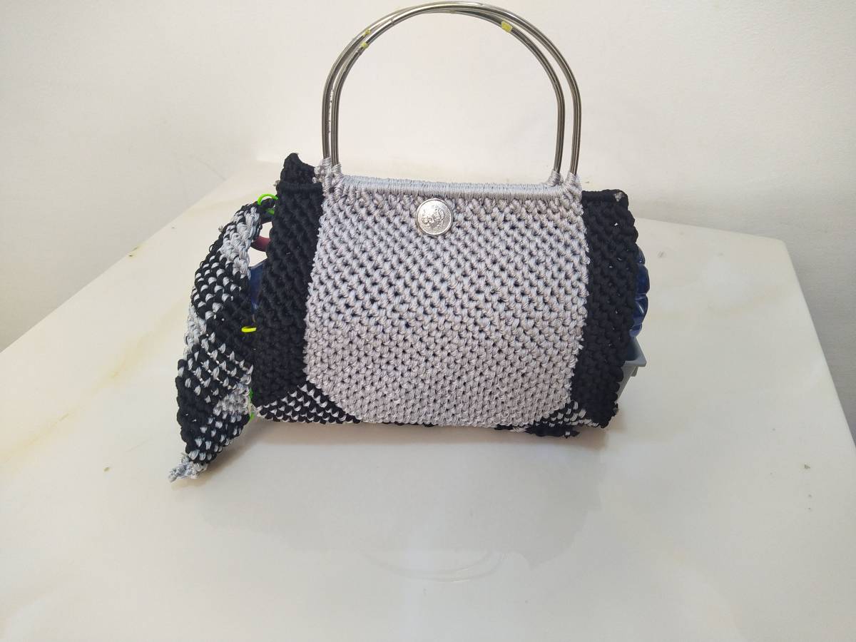 Order for you addorable and affordable handmade bags, purse and bracelet.
