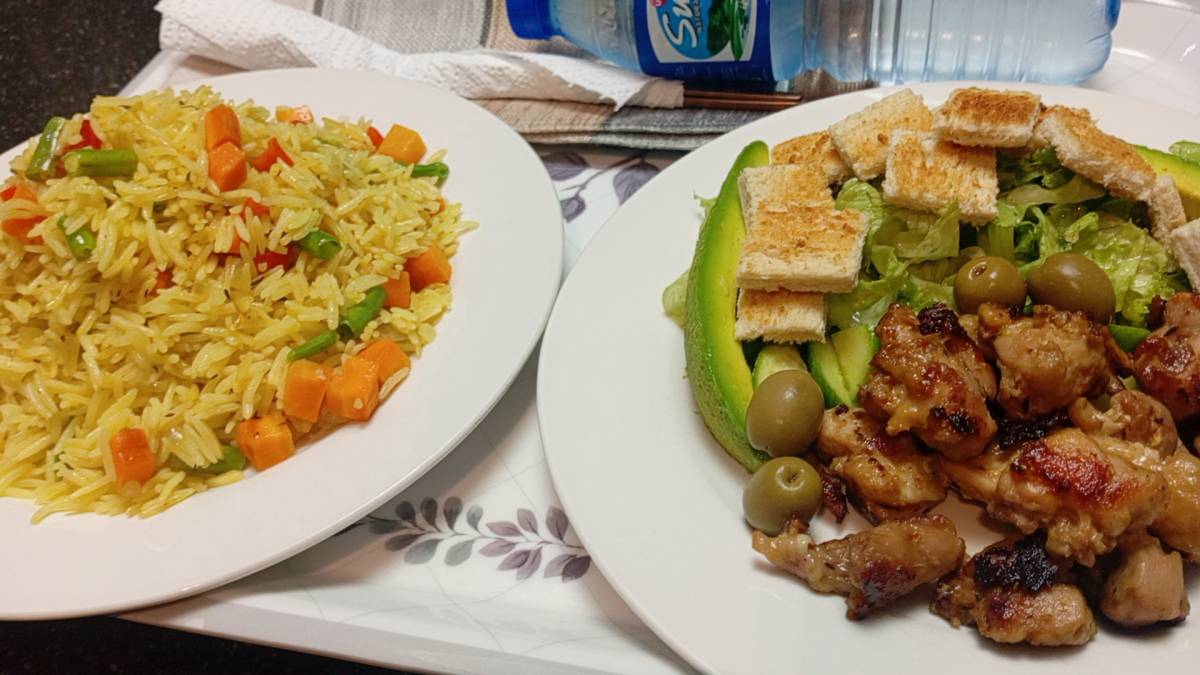 I might as well say eating food without salad alongside it isn't a complete meal .
Good morning my p...