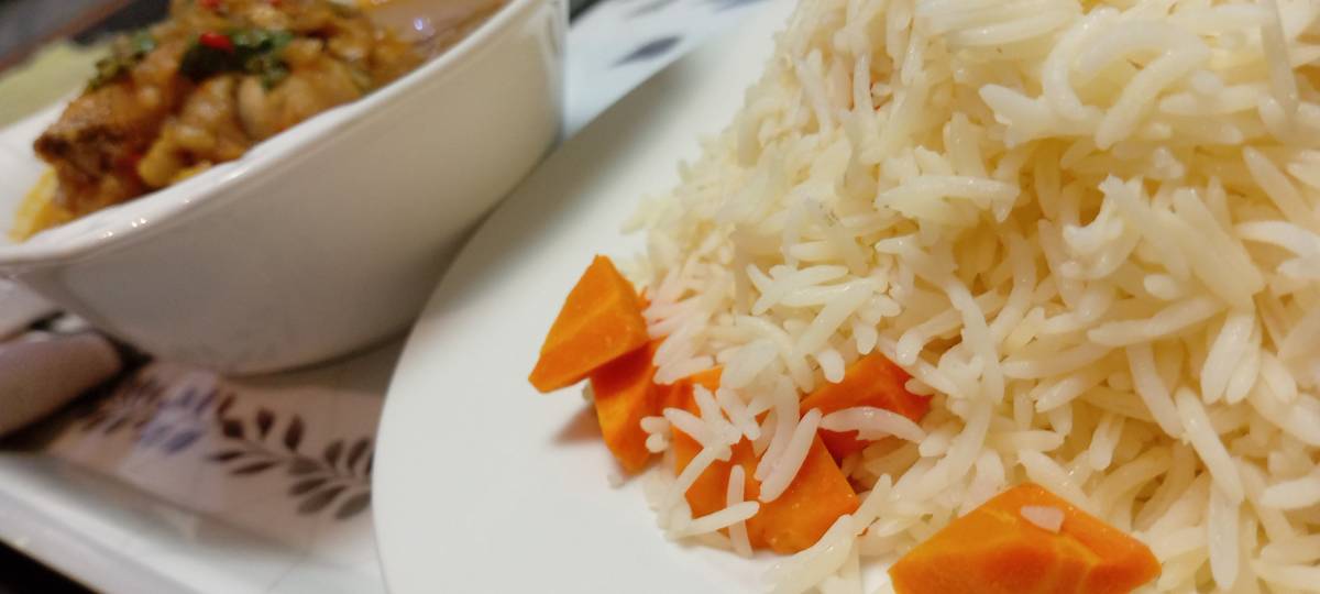 I almost forgot it's a Friday, guys where are chilling tonight?
Me na kitchen I dey ooo.
On the menu...